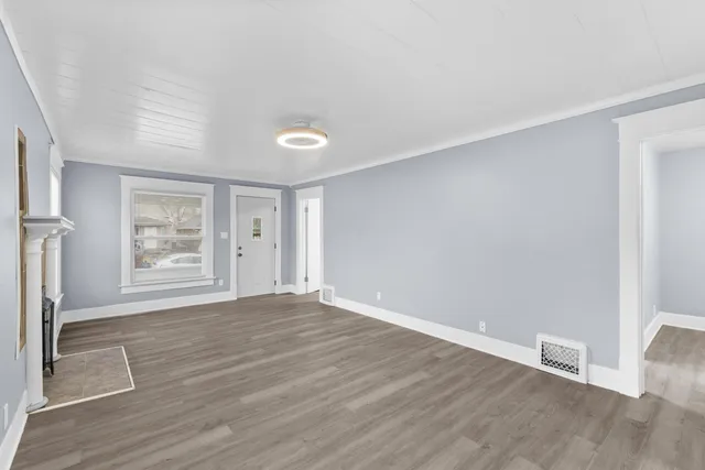 $114,900 | 1703 Linval Street, Lansing, MI 48910