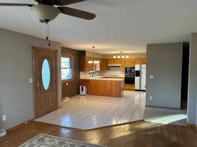 $215,000 | 627 Southview Drive, Marshall, MN 56258