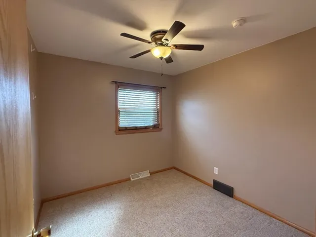 $215,000 | 627 Southview Drive, Marshall, MN 56258