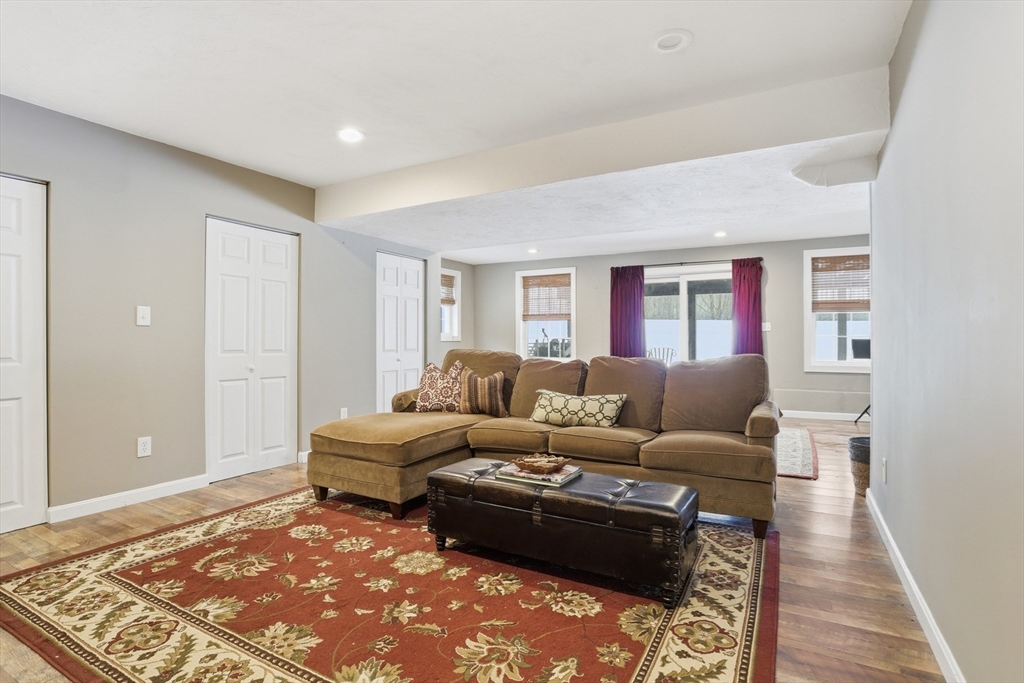 5 Chapel Way Stoneham, MA 02180 - Photo 26 of 30