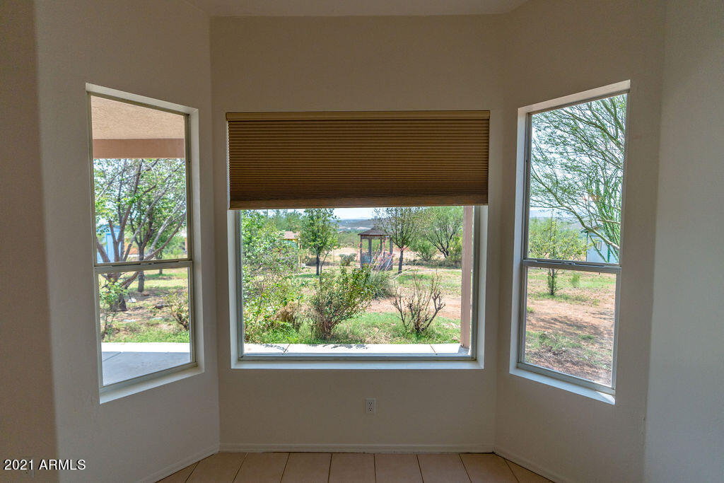 1603 Huron Court Rio Rico, AZ 85648 - Photo 14 of 45 breakfast nook