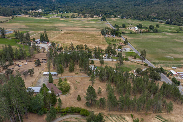 6141 New Hope Road Grants Pass, OR 97527 - Photo 45 of 49 aerial veiw 7