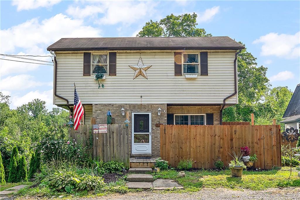 5980 Heckert Road Bakerstown, PA 15007 - Photo 2 of 25 Gallery Image 2