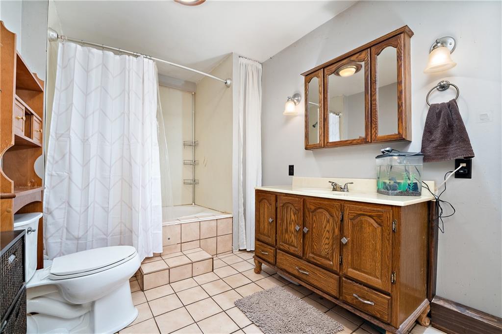 5980 Heckert Road Bakerstown, PA 15007 - Photo 19 of 25 Gallery Image 19