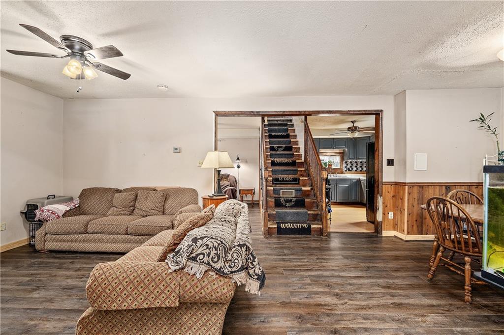 5980 Heckert Road Bakerstown, PA 15007 - Photo 5 of 25 Gallery Image 5