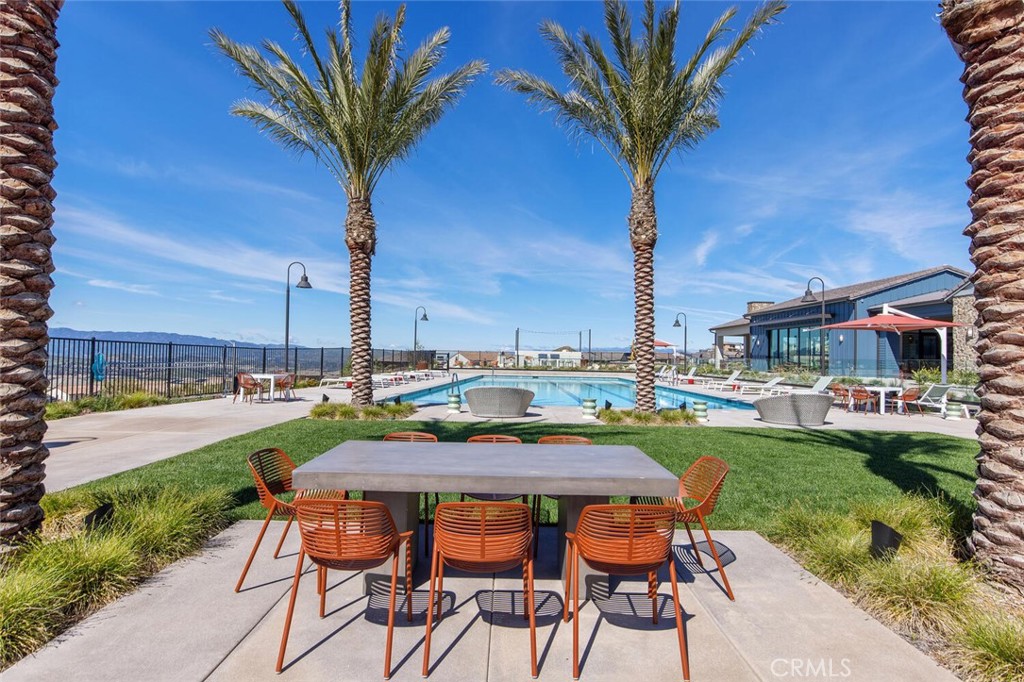 18121 Outlook Way Saugus, CA 91350 - Photo 56 of 59 a view of a chairs and table on the patio