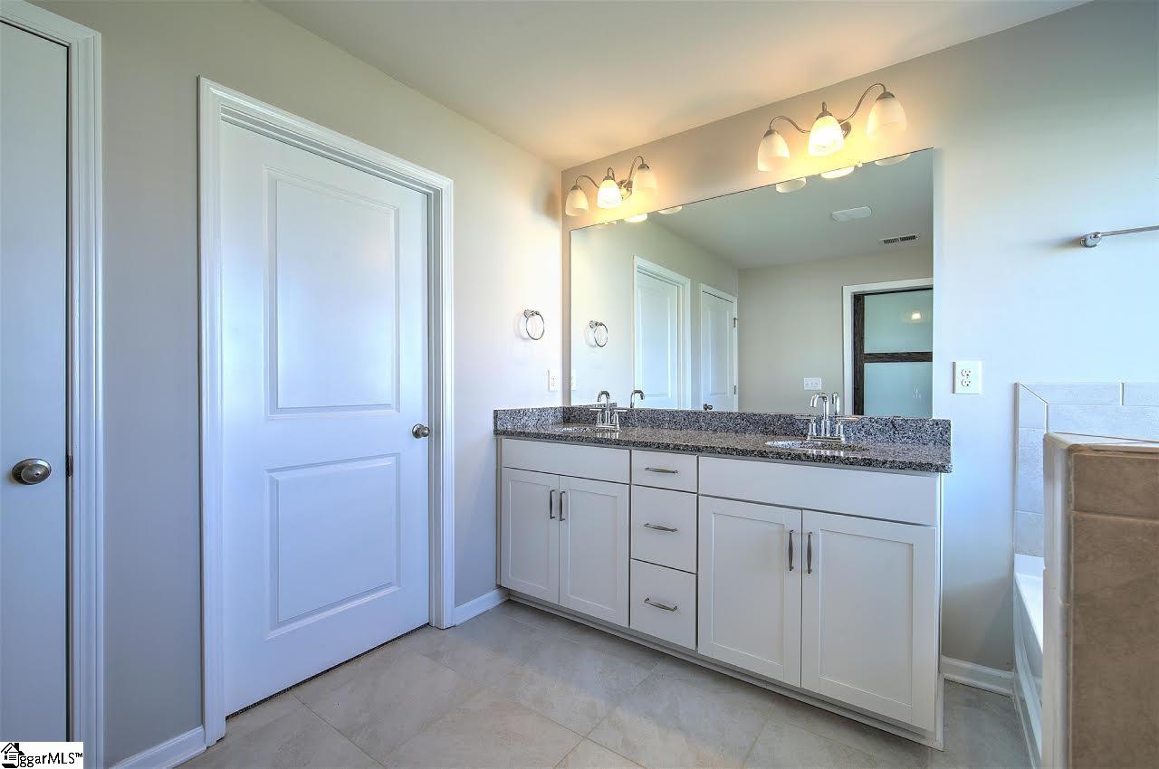 572 Yellow Fox Road Greer, SC 29650 - Photo 14 of 20