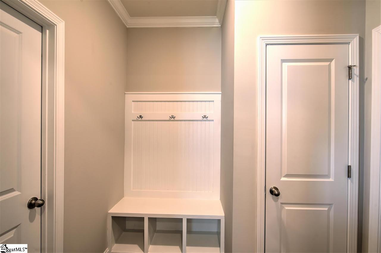 572 Yellow Fox Road Greer, SC 29650 - Photo 5 of 20