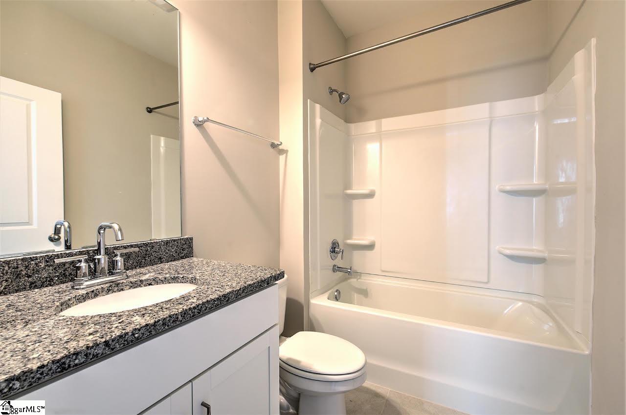 572 Yellow Fox Road Greer, SC 29650 - Photo 8 of 20