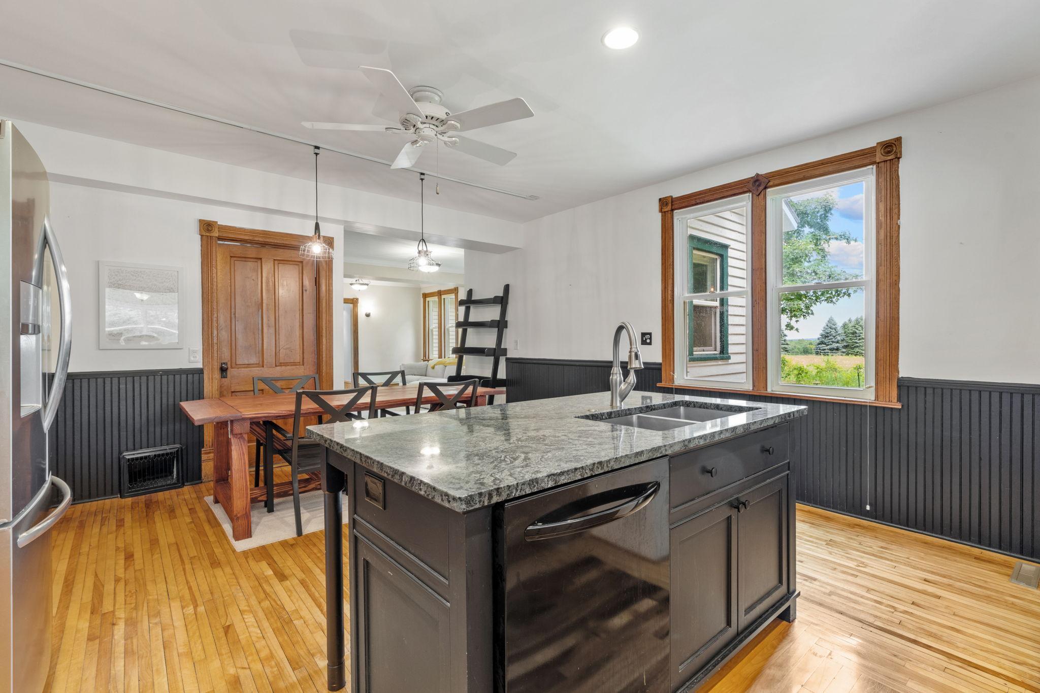 34501 Vista Road Taylors Falls, MN 55084 - Photo 11 of 55