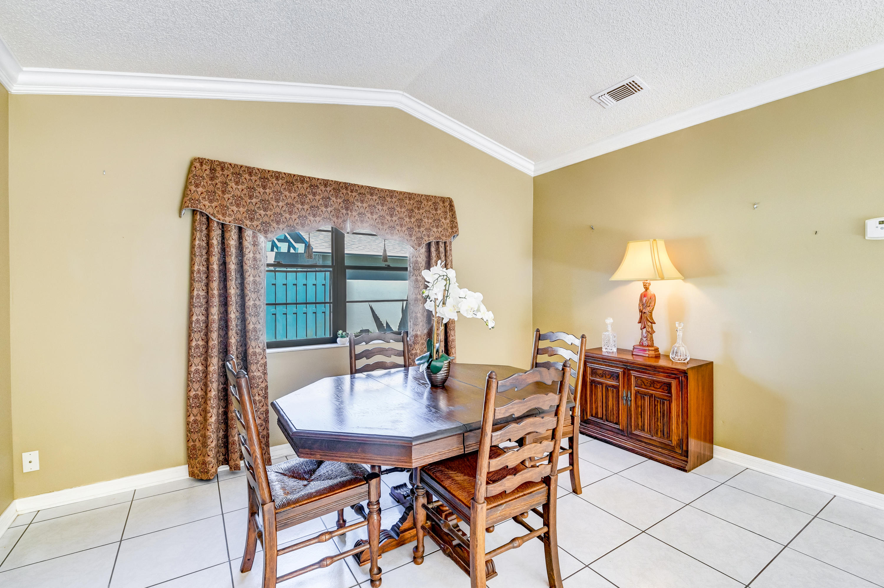 9150 Southwest 20th Street, Unit A Boca Raton, FL 33428 - Photo 13 of 47 Dining Area