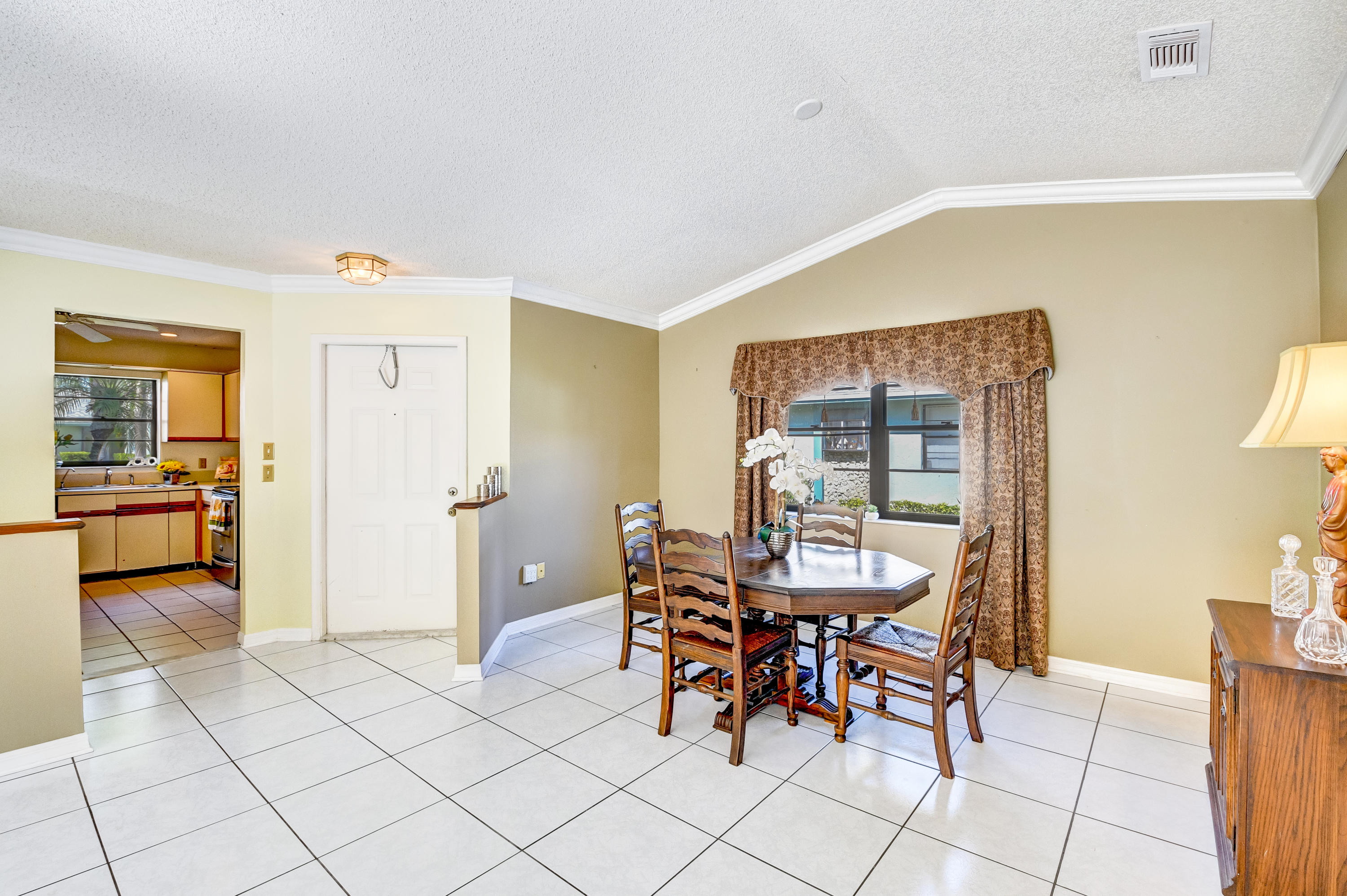 9150 Southwest 20th Street, Unit A Boca Raton, FL 33428 - Photo 16 of 47 Dining Area