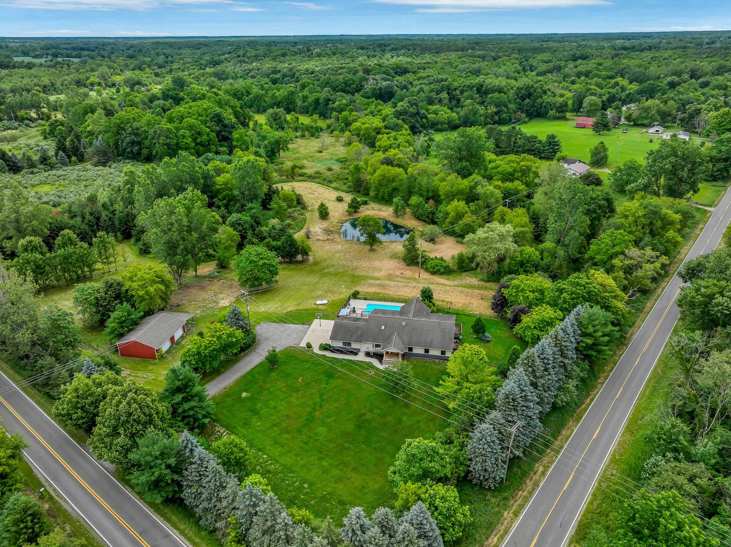 10959 Fenner Road Perry, MI 48872 - Photo 2 of 39