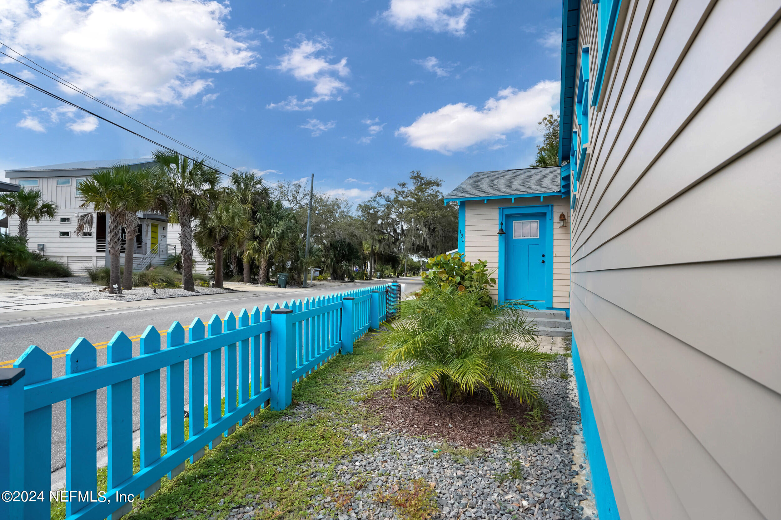 193 Riberia Street St. Augustine, FL 32084 - Photo 2 of 41 HomePrimeMedia 3