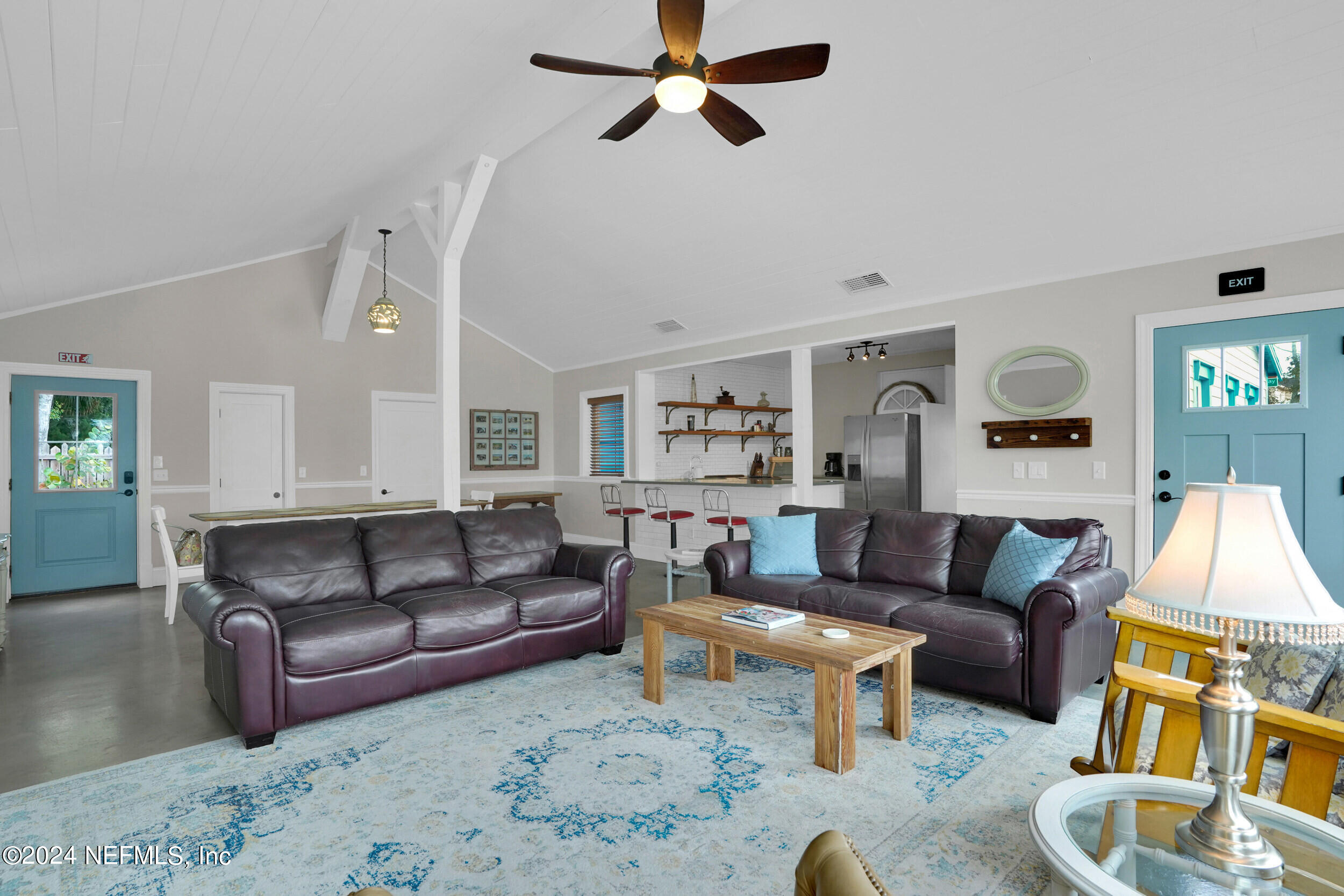 193 Riberia Street St. Augustine, FL 32084 - Photo 5 of 41 HomePrimeMedia 7