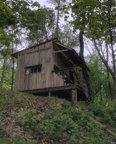 $475,000 | 444 North Dry Run Road, Veedersburg, IN 47987