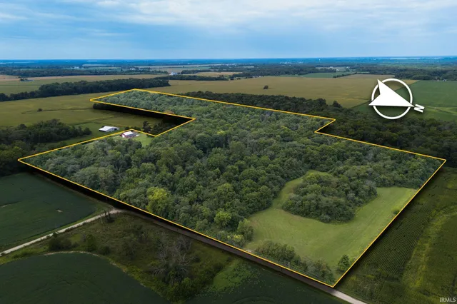 $475,000 | 444 North Dry Run Road, Veedersburg, IN 47987