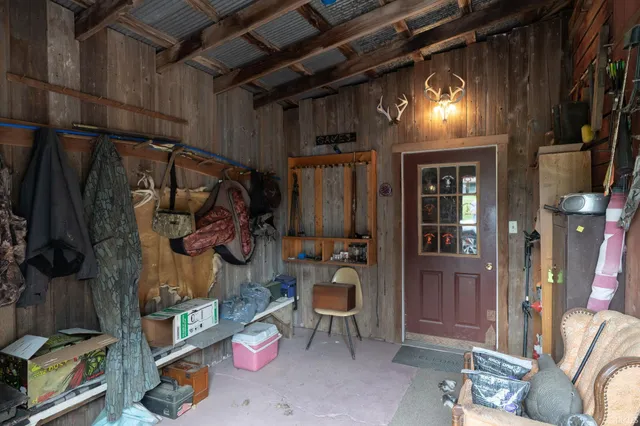 $475,000 | 444 North Dry Run Road, Veedersburg, IN 47987