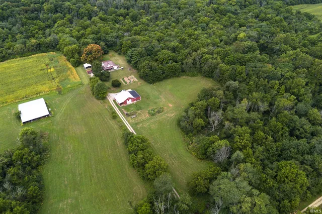 $475,000 | 444 North Dry Run Road, Veedersburg, IN 47987