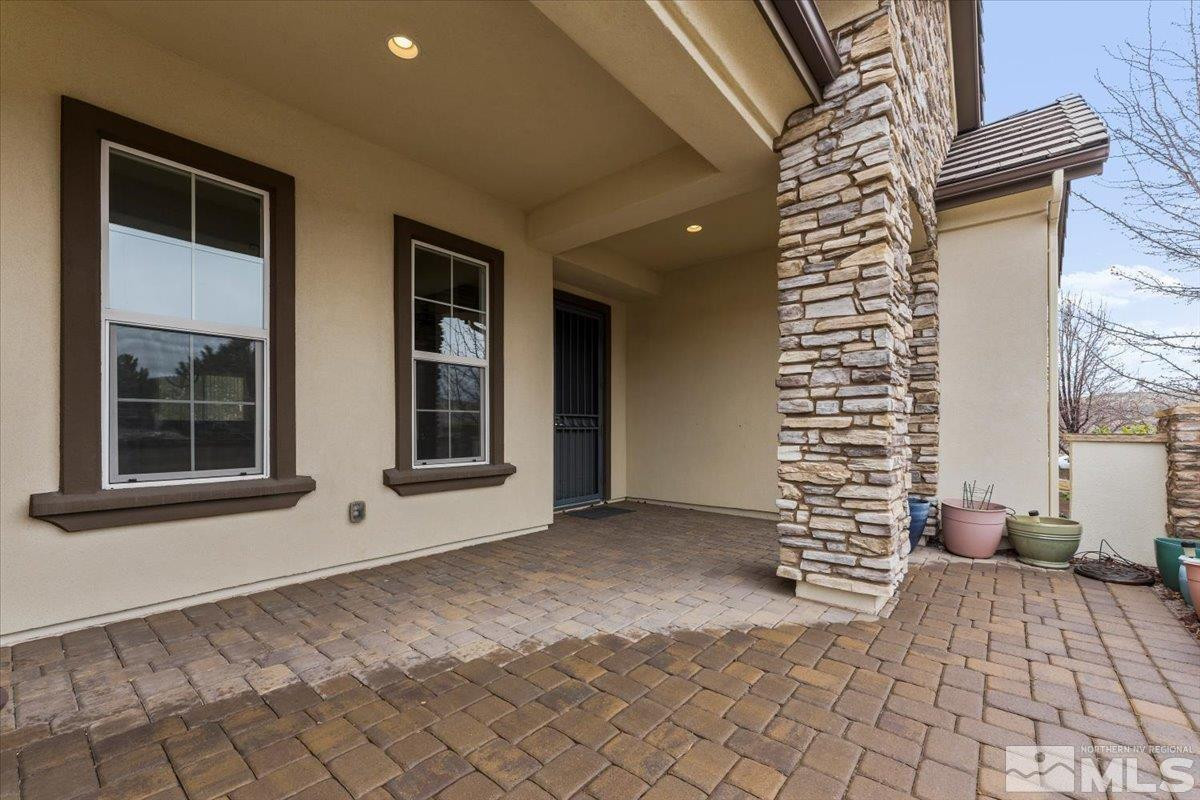 1330 Winterchase Way Reno, NV 89523 - Photo 4 of 36 Photo 4