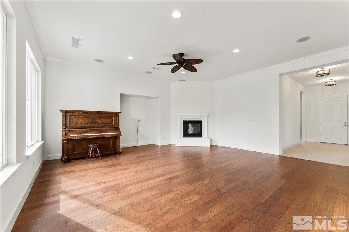 1330 Winterchase Way Reno, NV 89523 - Photo 9 of 36 Photo 9