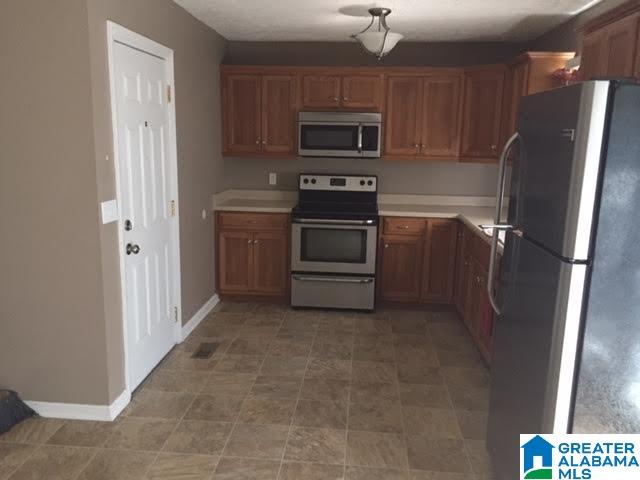 2007 Roberson Street Southwest Jacksonville, AL 36265 - Photo 2 of 24