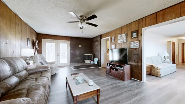 $315,000 | 2301 Goodsprings Road, Pleasant View, TN 37146