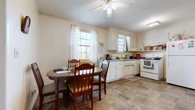 $315,000 | 2301 Goodsprings Road, Pleasant View, TN 37146