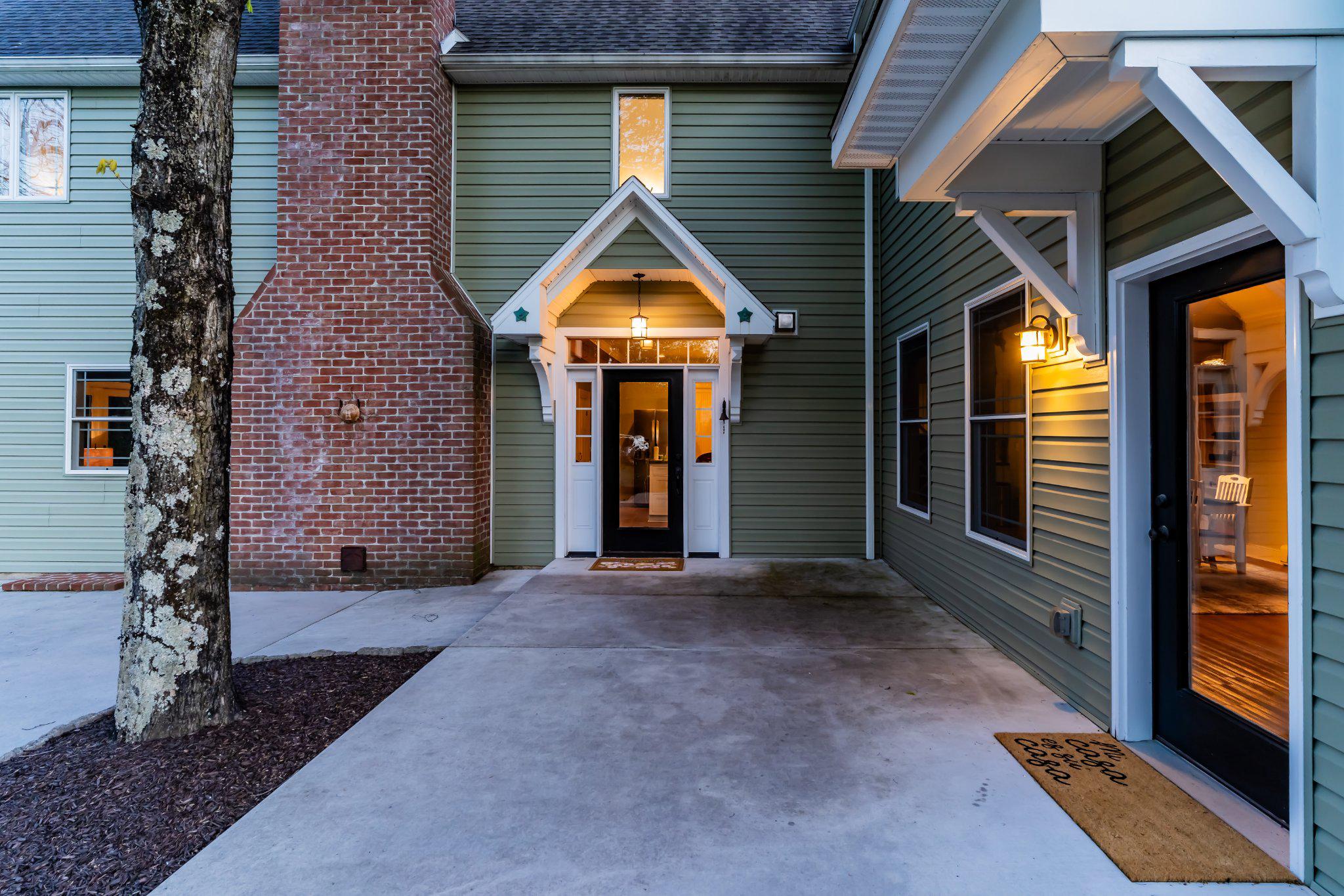 502 Creek Road Carlisle, PA 17013 - Photo 1 of 43 Welcome Home!