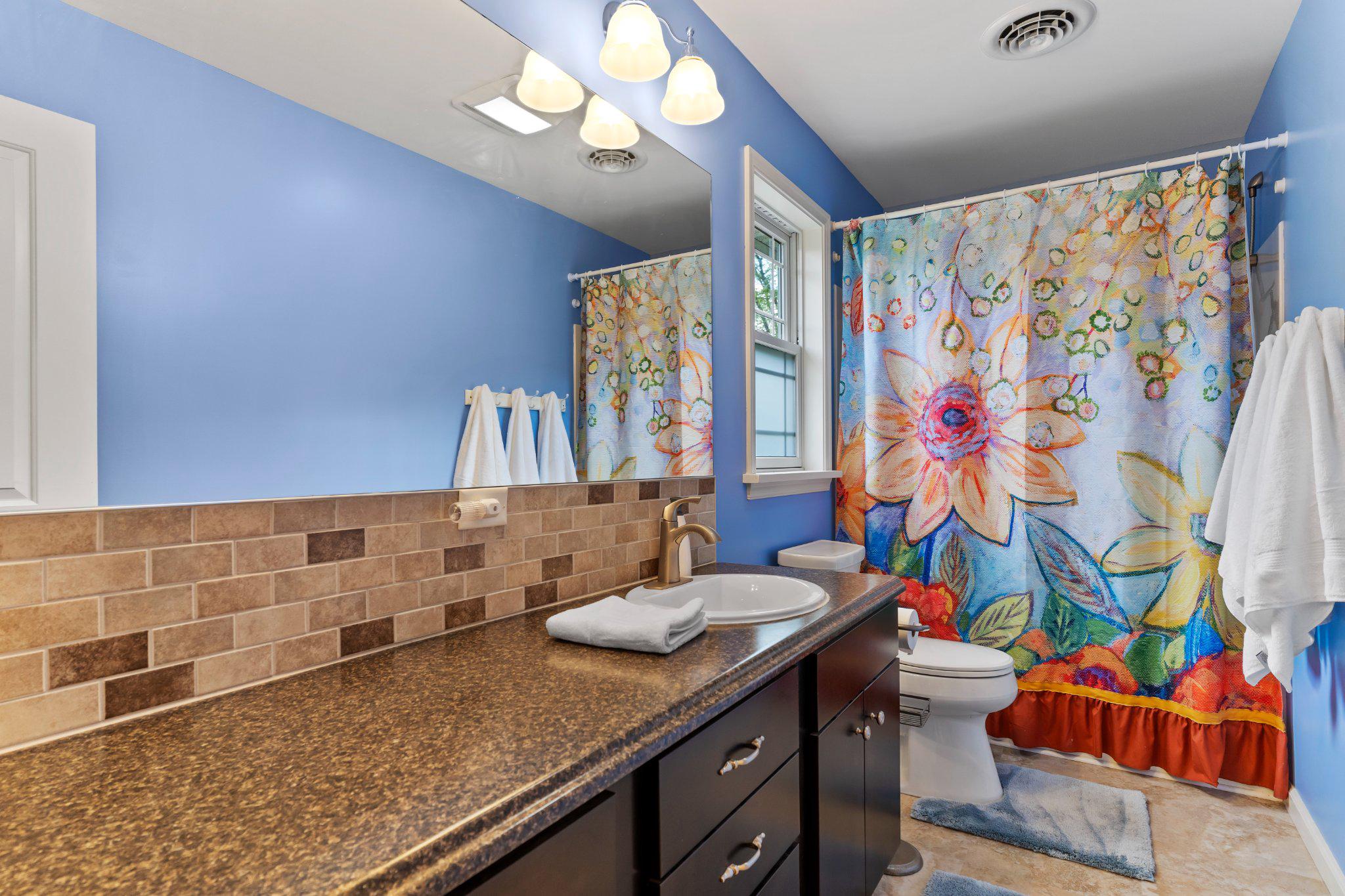 502 Creek Road Carlisle, PA 17013 - Photo 34 of 43 Hall Bathroom.