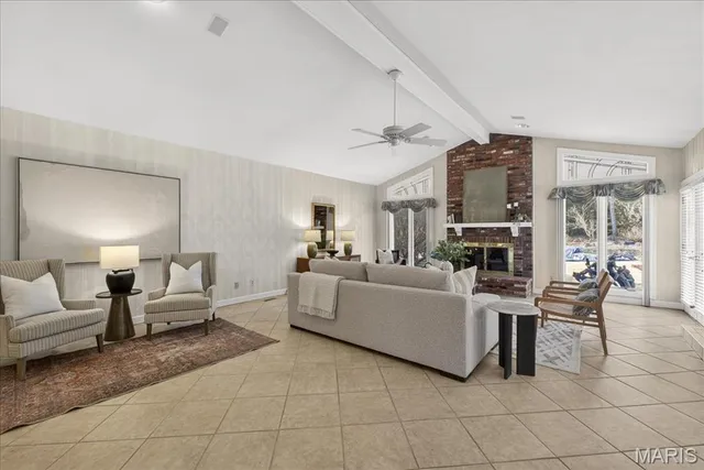 $1,250,000 | 12044 Carberry Place, Town and Country, MO 63131