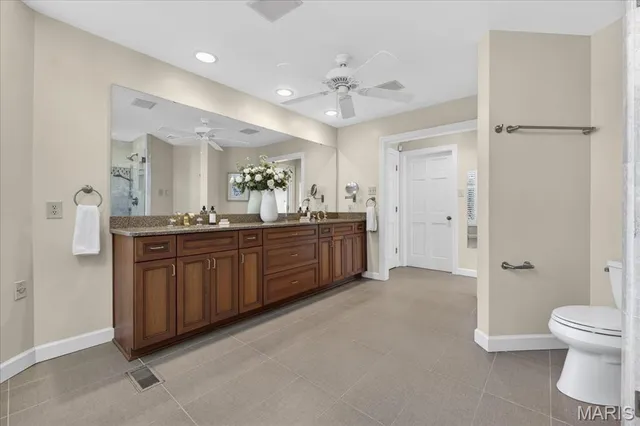 $1,250,000 | 12044 Carberry Place, Town and Country, MO 63131