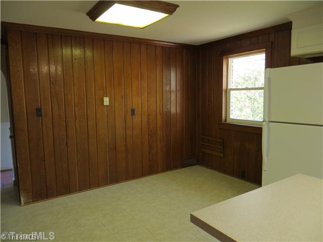 1859 Underpass Road Advance, NC 27006 - Photo 6 of 16 Breakfast. This open kitchen layout has plenty of room for a large table.