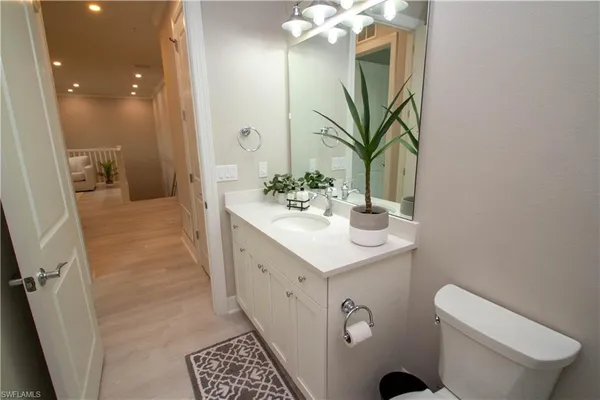 $8,500 | 251 Indies Drive East, Unit 202, Naples, FL 34114