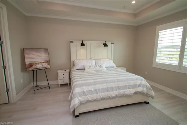 $8,500 | 251 Indies Drive East, Unit 202, Naples, FL 34114