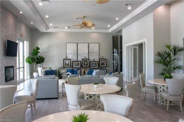 $8,500 | 251 Indies Drive East, Unit 202, Naples, FL 34114