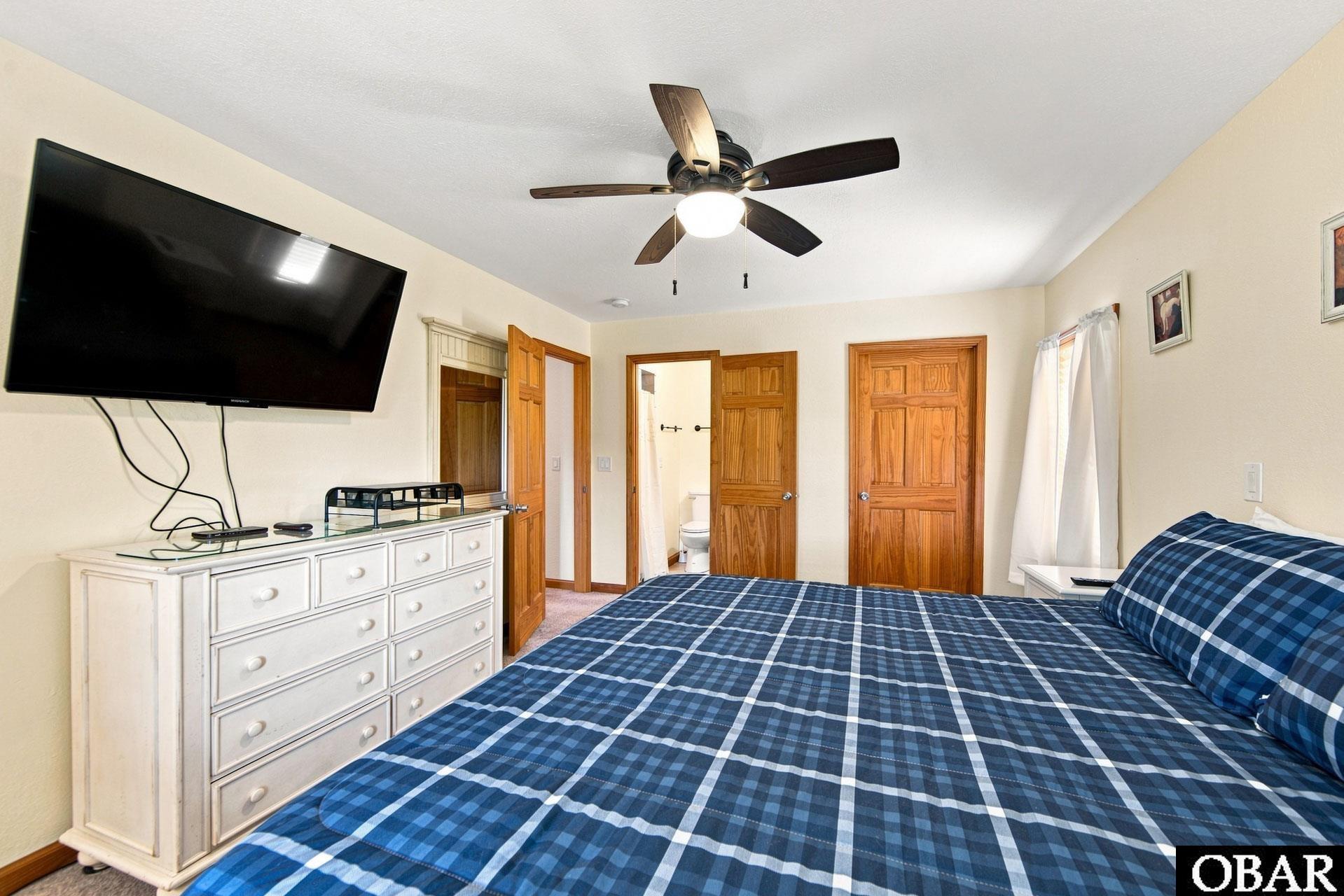 163 Church Road Powells Point, NC 27966 - Photo 32 of 69 Master Bedroom