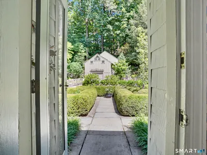 $1,299,000 | 4 Hidden Hill Road, Weston, CT 06883