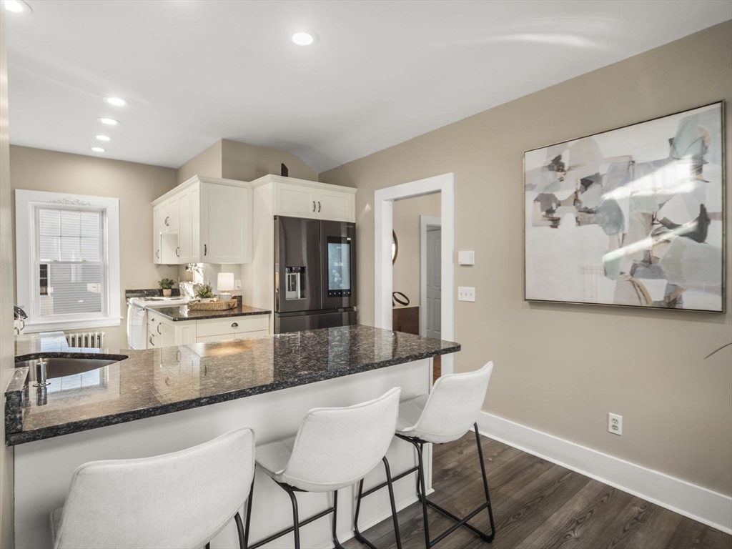28 Shawsheen Road Andover, MA 01810 - Photo 5 of 34 Gallery Image 5
