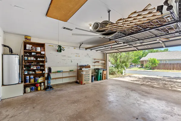 $2,400 | 2204 Coats Circle, Austin, TX 78748