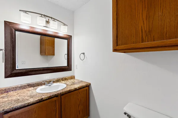 $2,400 | 2204 Coats Circle, Austin, TX 78748