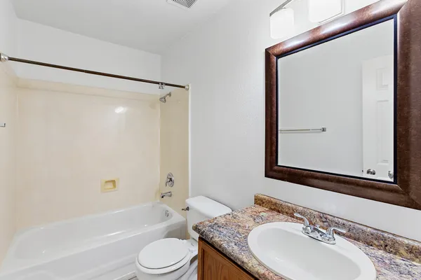 $2,400 | 2204 Coats Circle, Austin, TX 78748