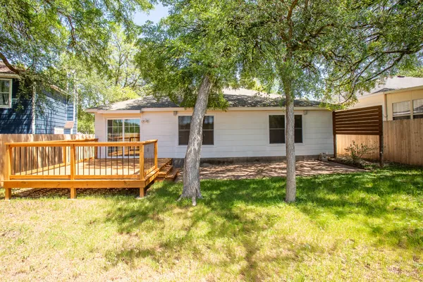 $2,400 | 2204 Coats Circle, Austin, TX 78748