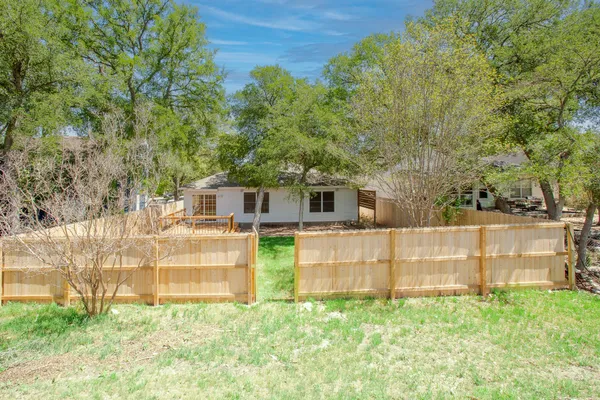 $2,400 | 2204 Coats Circle, Austin, TX 78748