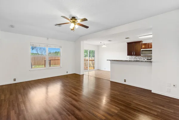 $2,400 | 2204 Coats Circle, Austin, TX 78748