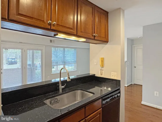 $2,399 | 4108 Monument Court, Unit 101, Fairfax, VA 22033