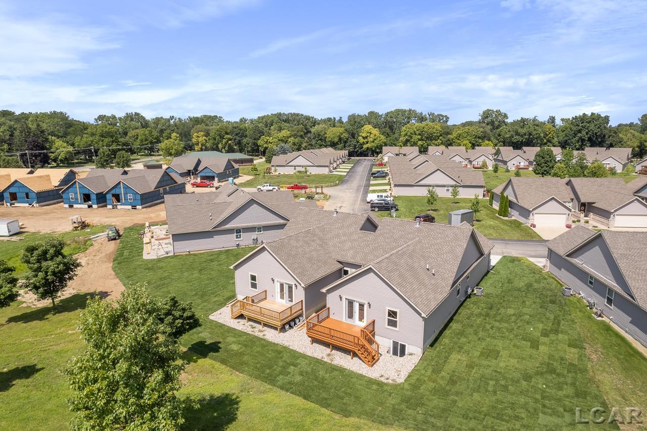 1194 Ridge Lane Tecumseh, MI 49286 - Photo 9 of 35 50100385-8.JPG
