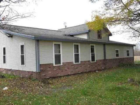 5040 North Somerset Road Addison, MI 49220 - Photo 2 of 11 917474-1.JPG