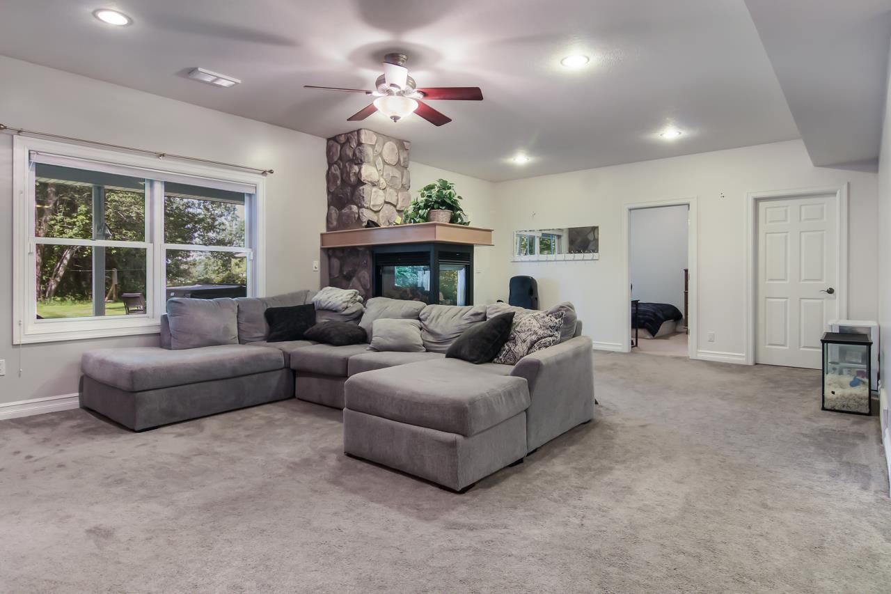 3833 Zimmerman Road Traverse City, MI 49685 - Photo 26 of 41 1892037-25.JPG