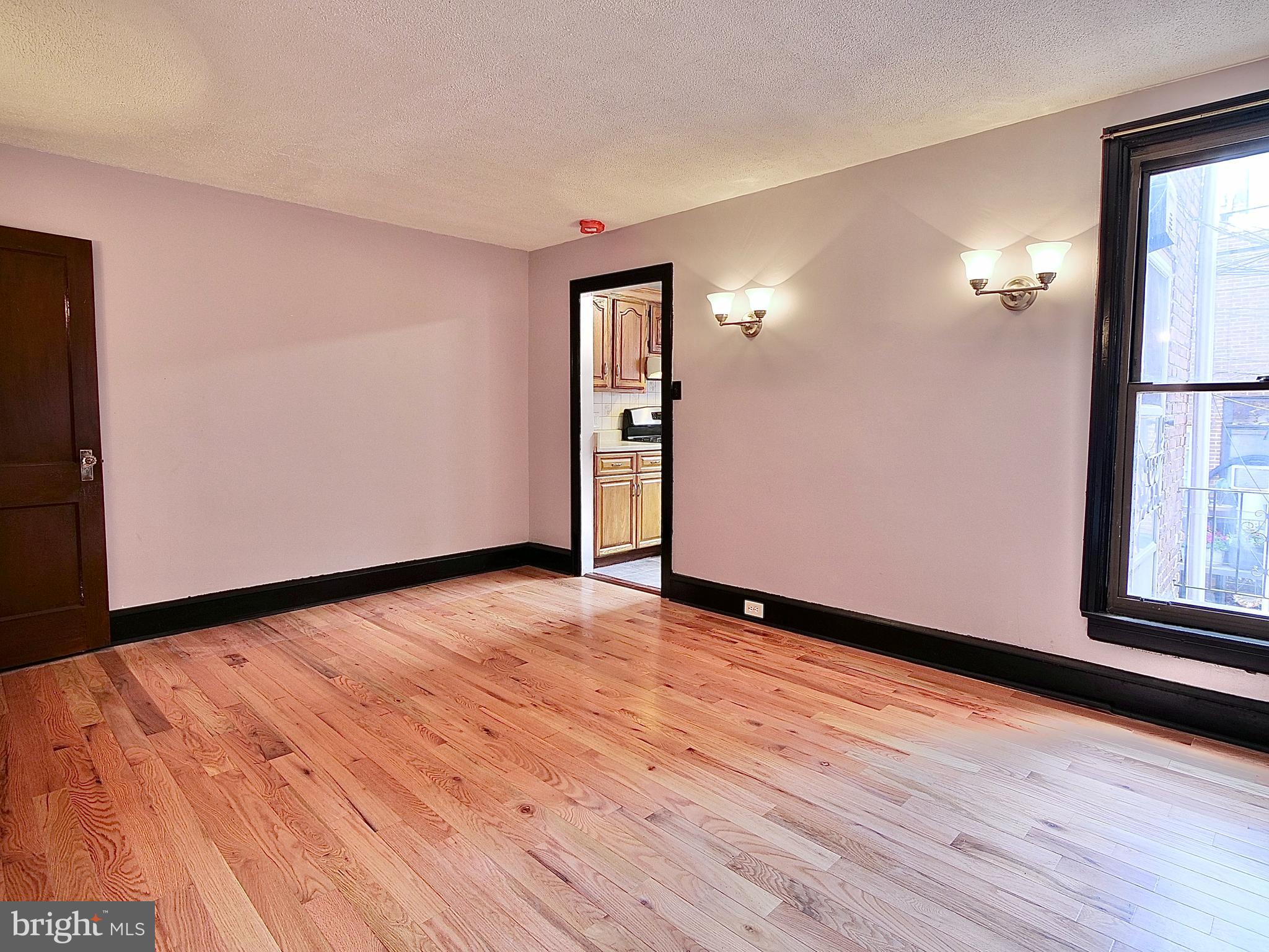 228 Maypole Road Upper Darby, PA 19082 - Photo 7 of 20 Dining room